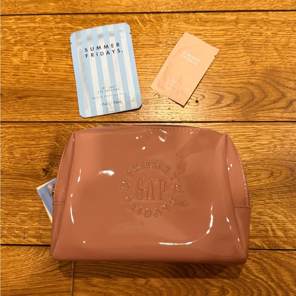 GAP x Summer Fridays Cosmetic Bag